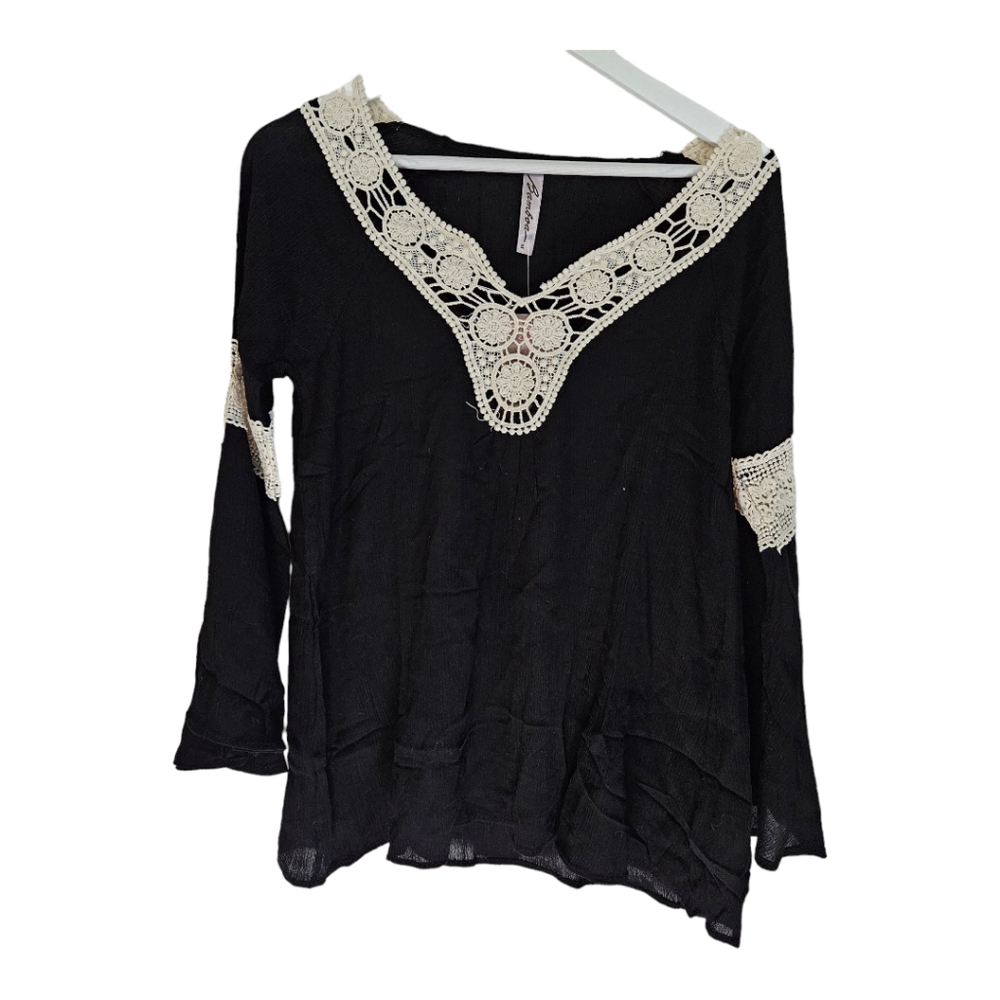 Bamboa Bohemian Shirt in Black with Cream Crochet Detailing Size Large NWT